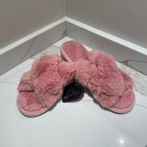 Cozy Pink Faux Fur Slippers